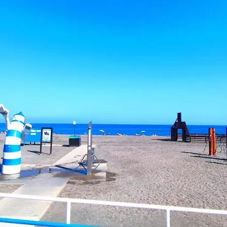 Buenavista Frente Al Mar - Alojamientos La Torre Torre Del Mar Exterior photo